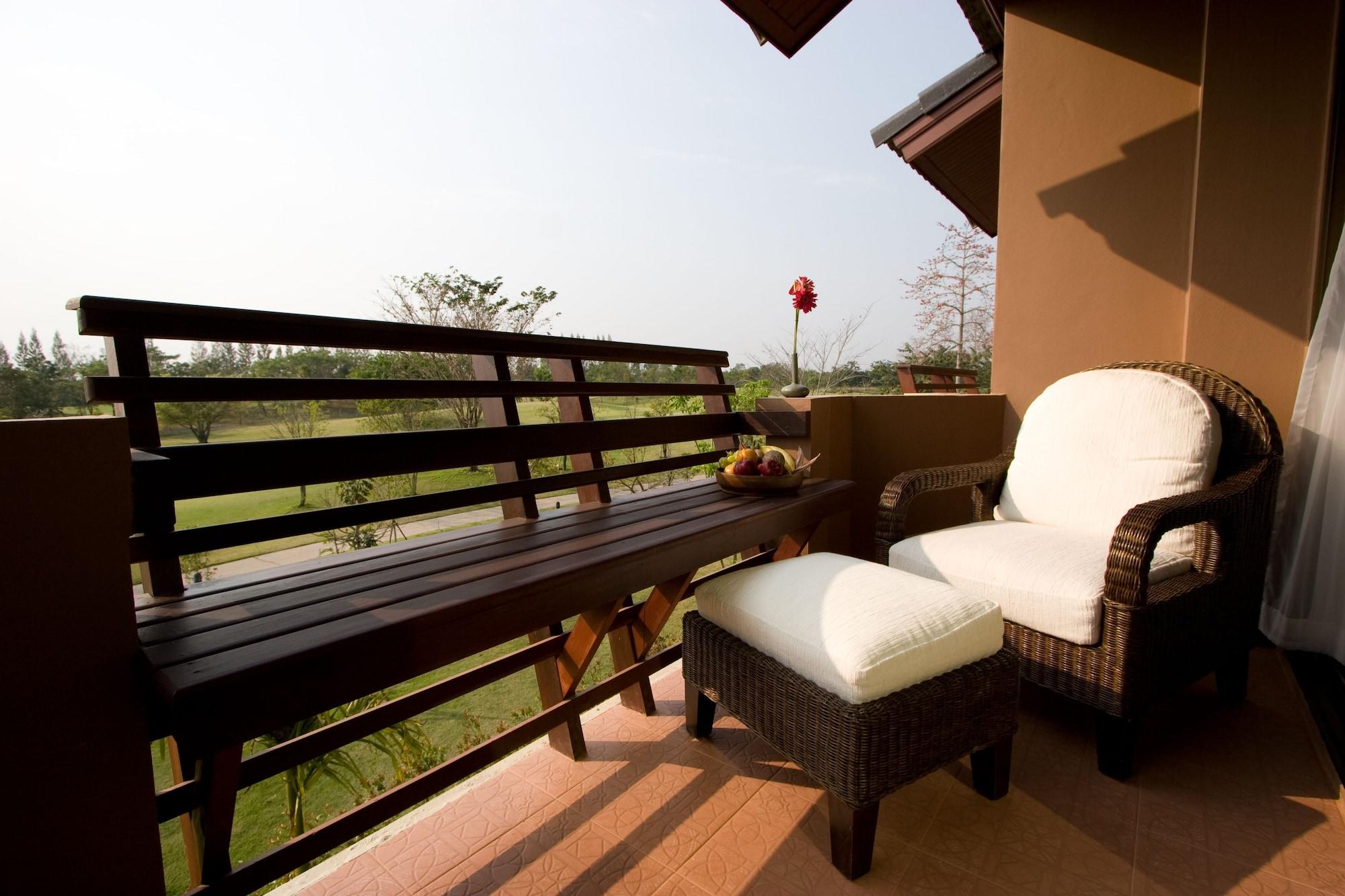 Mae Jo Golf Resort & Spa Ban Ban San Sai Exterior foto