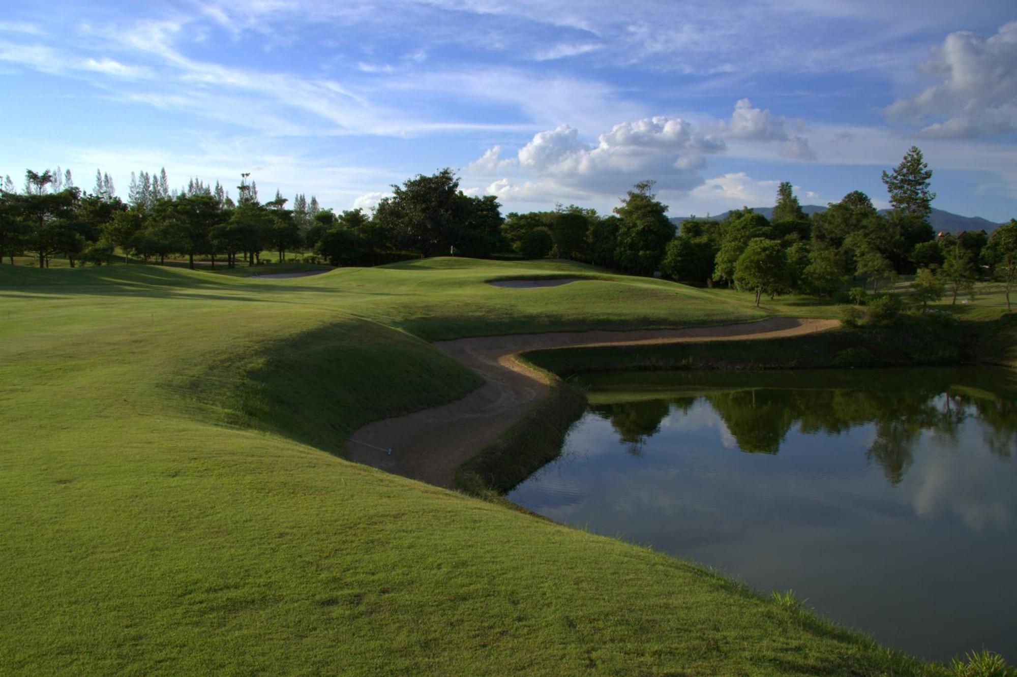 Mae Jo Golf Resort & Spa Ban Ban San Sai Exterior foto